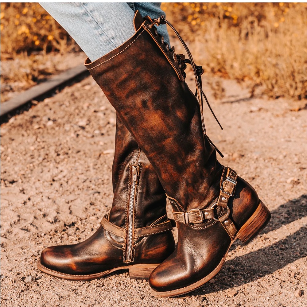 NIB Freebird RALEIGH leather boots. A traditional riding boot